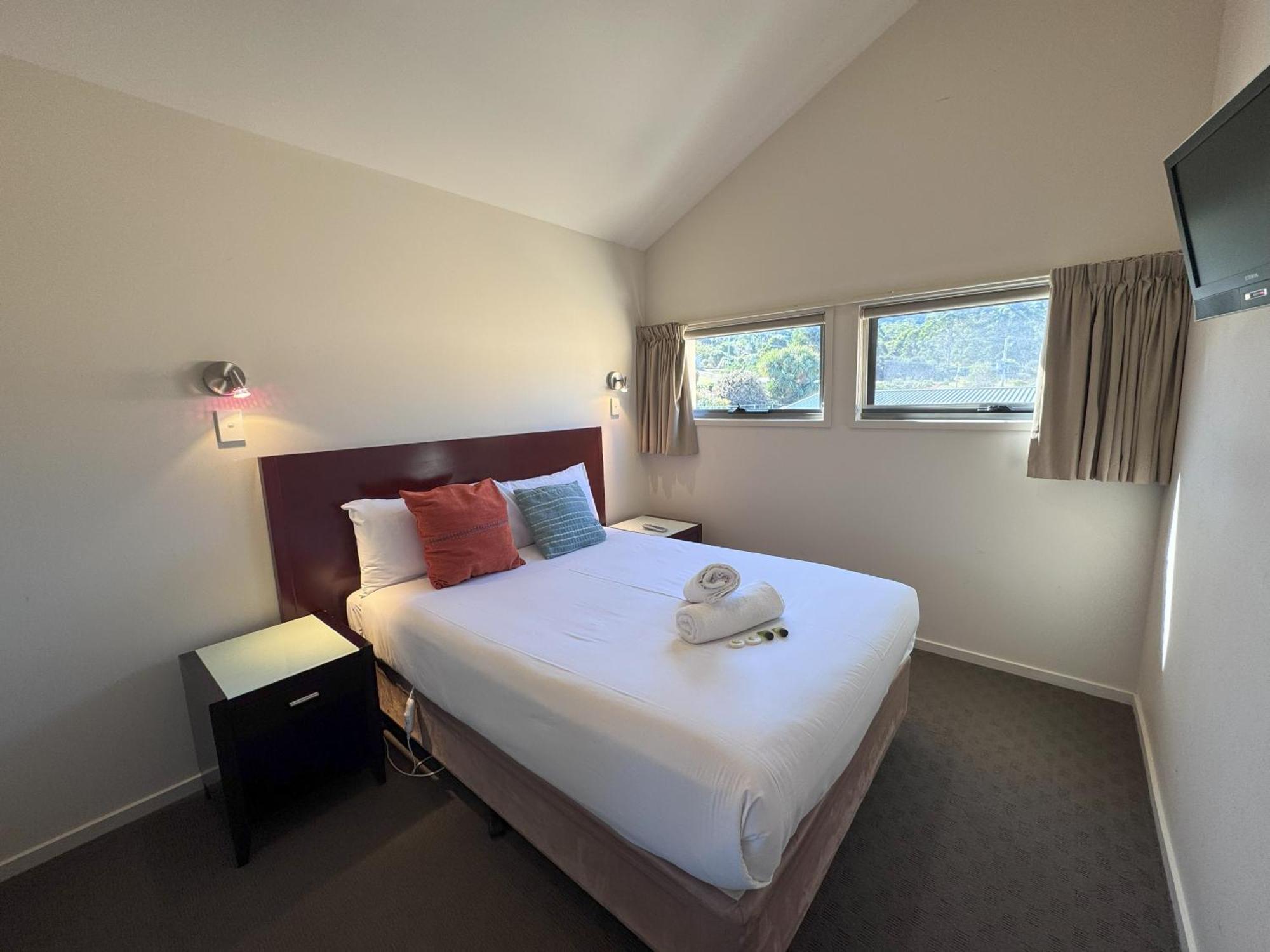 Lufra Beachside Hotel Eaglehawk Neck Room photo