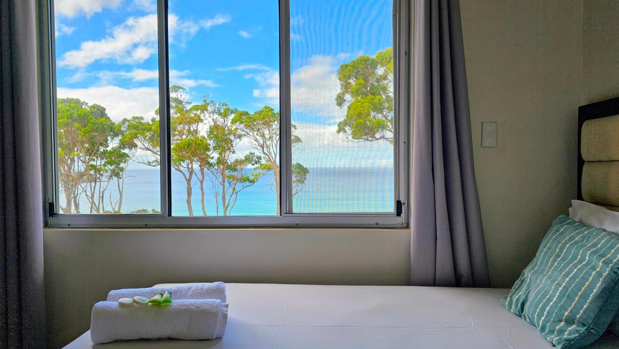Lufra Beachside Hotel Eaglehawk Neck Room photo