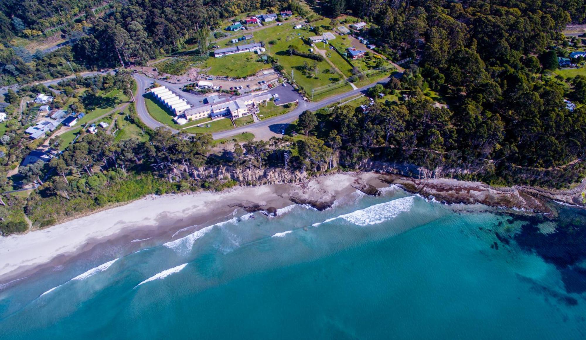 Lufra Beachside Hotel Eaglehawk Neck Exterior photo